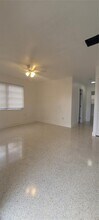 43 Glen Royal Pkwy-Unit -6 in Miami, FL - Building Photo - Building Photo