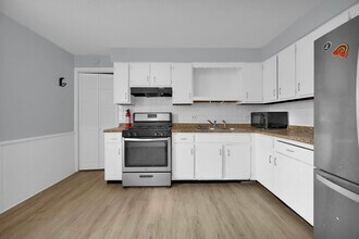 1726 Lexington Ave in Lorain, OH - Building Photo - Building Photo