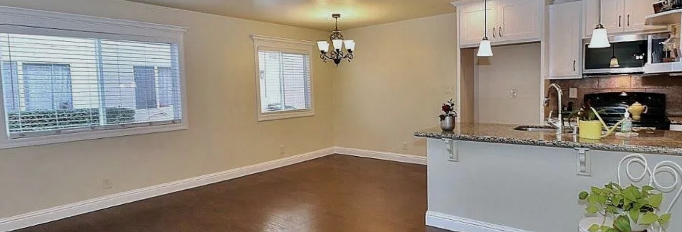 5141 Connecticut Dr in Sacramento, CA - Building Photo