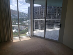 1212 Nuuanu Ave in Honolulu, HI - Foto de edificio - Building Photo