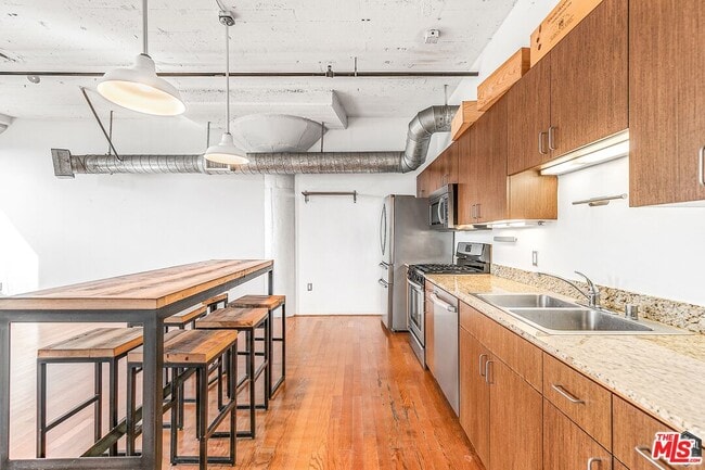 200 N San Fernando Rd in Los Angeles, CA - Building Photo - Building Photo