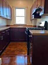 207 Eastern Ave in Fall River, MA - Building Photo - Building Photo