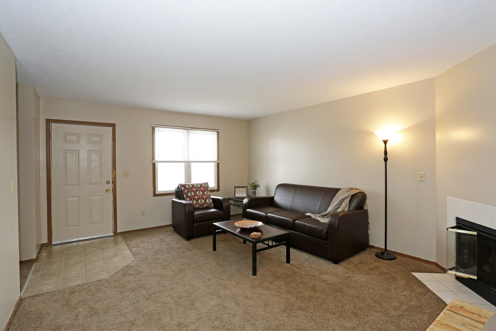 Hershey Townhomes Bloomington, IL Apartments For Rent