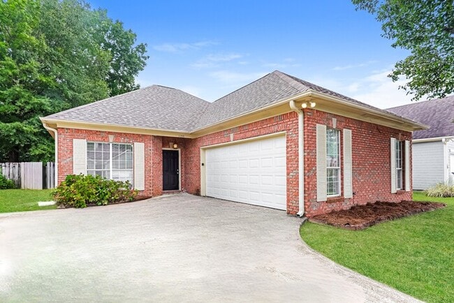property at 1155 Amberley Woods Dr