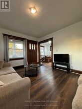 364 Glendale Ave in St Catharines, ON - Building Photo - Building Photo