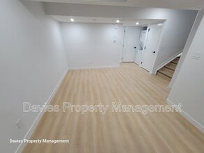 16230-16219 19 Ave SW in Edmonton, AB - Building Photo - Building Photo