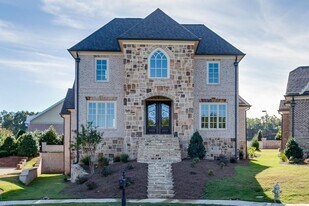 5869 Chickasaw Ln in Braselton, GA - Building Photo