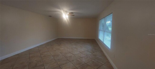 11345 Circle Way in Leesburg, FL - Building Photo - Building Photo