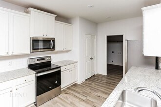 1101 Wheatfield Ln in Crowley, TX - Foto de edificio - Building Photo