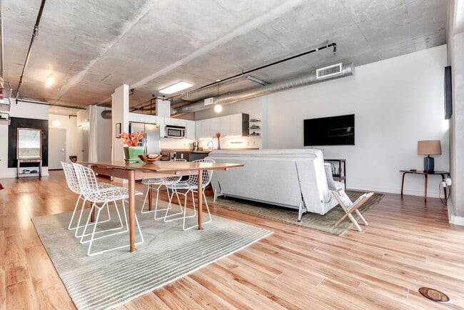 property at 645 W 9th St