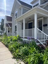 1100 Sigsbee St SE, Unit Apt 2, upstairs in Grand Rapids, MI - Building Photo