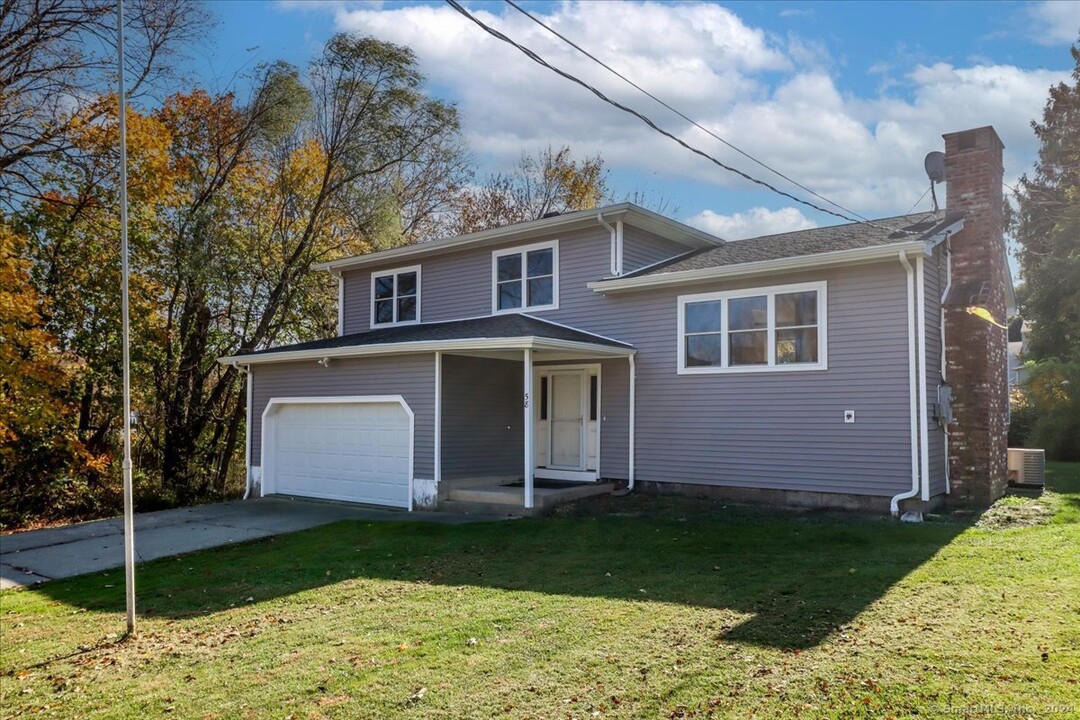 58 Taylor Terrace in New Milford, CT - Building Photo