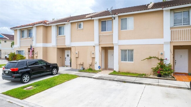 13923 SW 177th St in Miami, FL - Building Photo - Building Photo