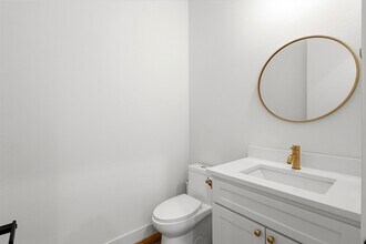 1007 Mount Auburn Ave in Dallas, TX - Building Photo - Building Photo