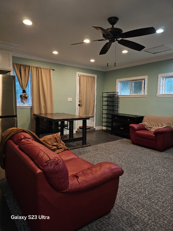 property at 3800 Hillsdale Dr
