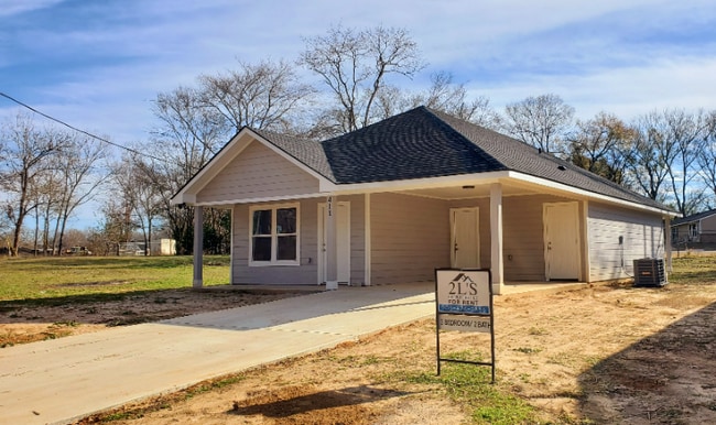 property at 411 Godfrey St