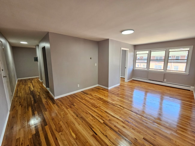 720 Westfield Ave in Elizabeth, NJ - Building Photo - Building Photo