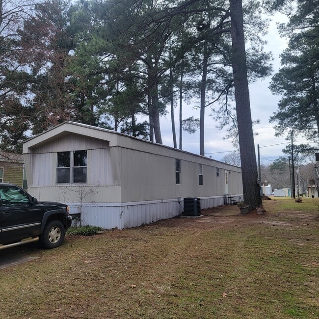 property at 1315 New Natchitoches Rd