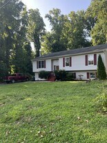 51 Powell Ave in Atlantic Highlands, NJ - Building Photo