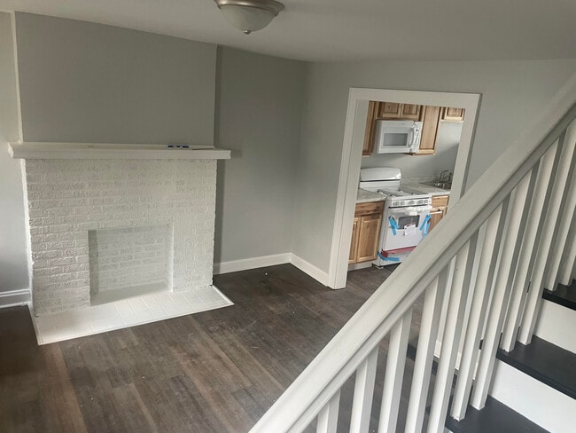 property at 907 Union St