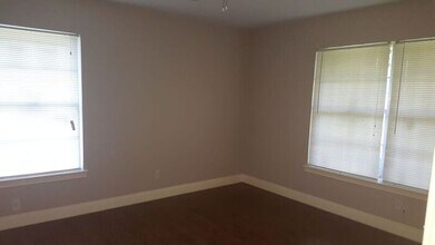 9243 Rosecliff Dr in Dallas, TX - Building Photo - Building Photo