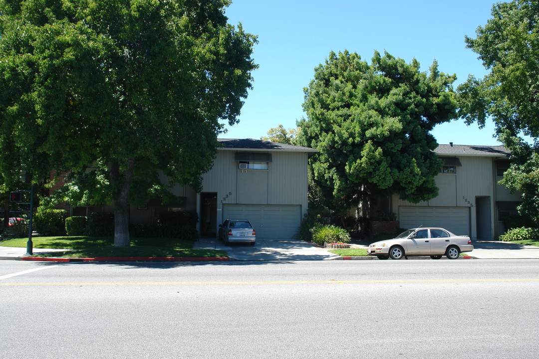 1235 Leigh Apartments in San Jose, CA - Building Photo