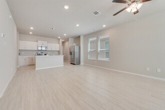 3029 Strawberry Farm Ln, Unit 603 in Fort Worth, TX - Building Photo - Building Photo