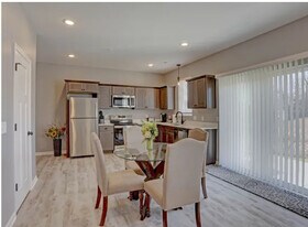 Willow Cascades Townhomes in Mankato, MN - Building Photo