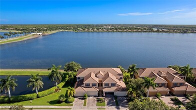 10646 Smoke House Bay Dr in Naples, FL - Building Photo - Building Photo