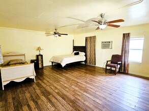 108 Westhill Pl in San Antonio, TX - Building Photo - Building Photo