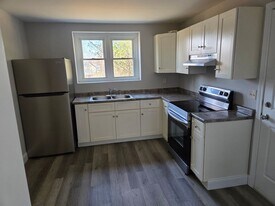 11 Elm St in Winooski, VT - Building Photo