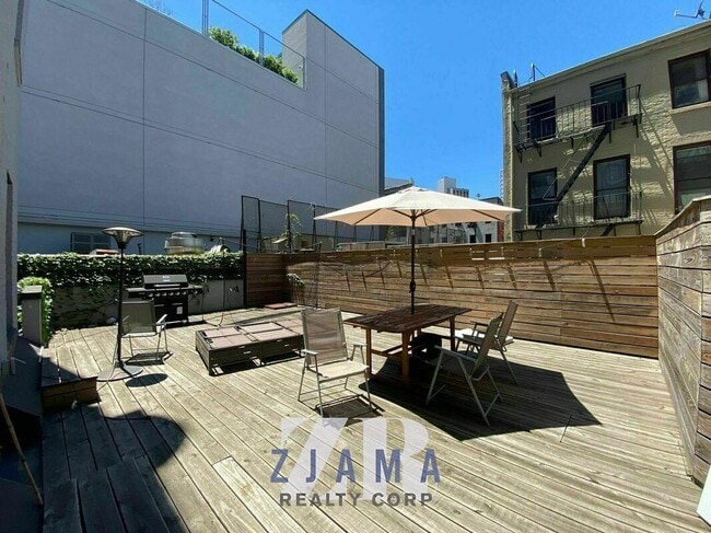property at 72 Willoughby St