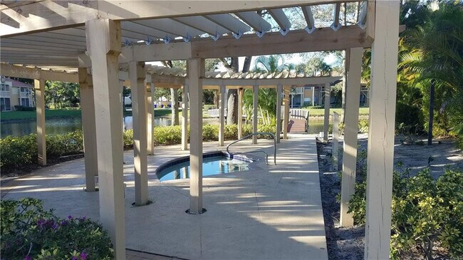 4807 Via Palm Lakes in West Palm Beach, FL - Building Photo - Building Photo