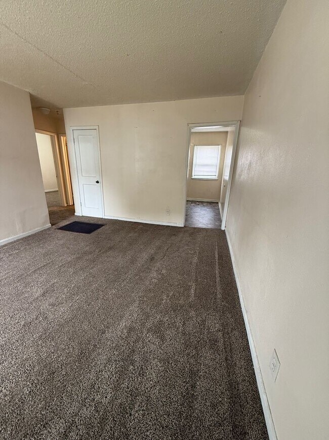 849 S Beverly St in Wichita, KS - Building Photo - Building Photo
