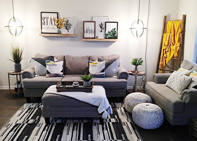 8711 Ellis Dr-Unit -2 in Weatherford, TX - Building Photo - Building Photo