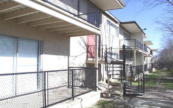 Metropolitan in Austin, TX - Building Photo - Building Photo