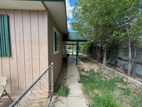 4853 Short St in Los Lunas, NM - Building Photo - Building Photo