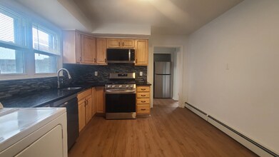 589 Bramhall Ave in Jersey City, NJ - Building Photo - Building Photo
