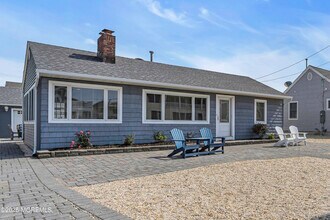 5 Dover Ave in Lavallette, NJ - Building Photo - Building Photo