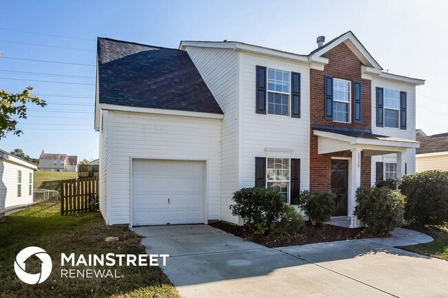 2039 Pimpernel Rd in Charlotte, NC - Building Photo - Building Photo