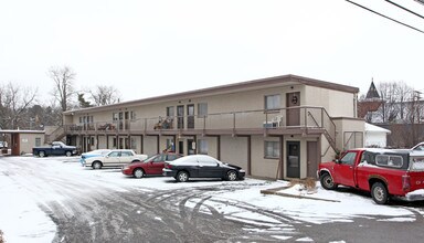7429 E Main St in Reynoldsburg, OH - Building Photo - Building Photo