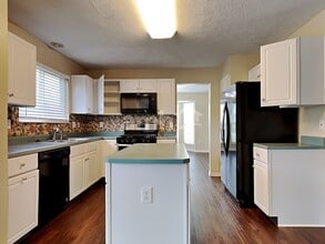 7316 Pebble Crk in Liberty Township, OH - Building Photo - Building Photo