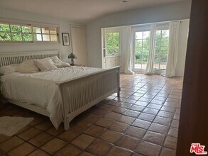 1939 Westridge Terrace in Los Angeles, CA - Building Photo - Building Photo