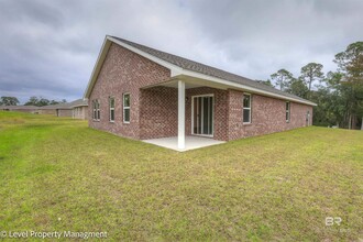 21655 Sutherland Cir in Fairhope, AL - Building Photo - Building Photo