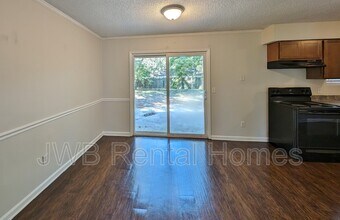 3025 Armstrong St in Jacksonville, FL - Building Photo - Building Photo