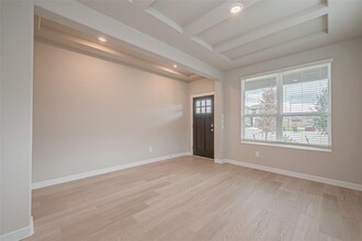 12107 Silver Moon Ln in Mont Belvieu, TX - Building Photo - Building Photo