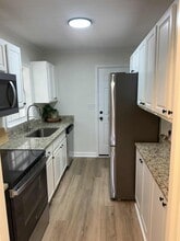 102 Red St in Enterprise, AL - Building Photo - Building Photo