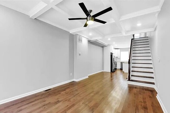 313 S Newkirk St in Baltimore, MD - Building Photo - Building Photo
