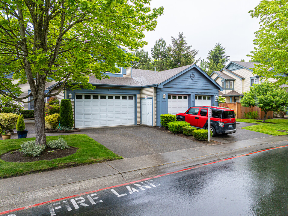 Plum Grove Condominiums in Renton, WA - Building Photo