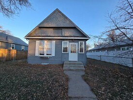 135 Custer Ave in Billings, MT - Building Photo